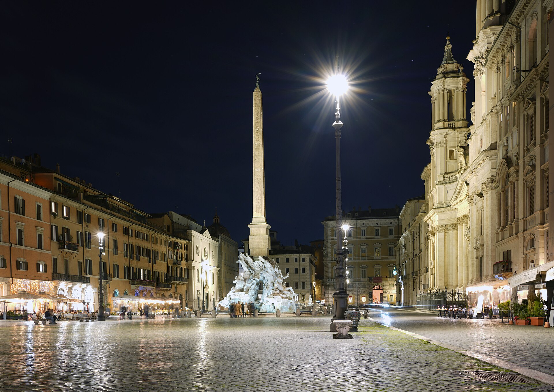 Piazza Navona in Rome, one of the city's emblematic places.